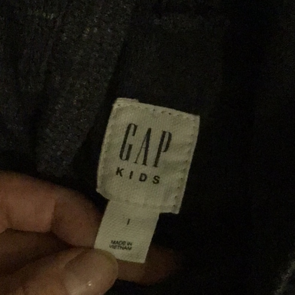 Tops - Picture 7 of 10